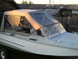 Ходовой тент для катера Амур Д. 