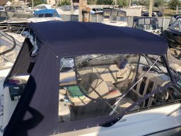 Ходовой разборный тент на катер Stingray 220 Cs