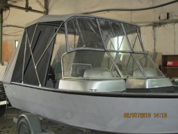 Ходовой тент на катер TRACKER TARGA V-17 WT