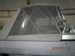 Ходовой тент на катер TRACKER TARGA V-17 WT