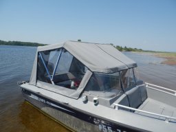 Ходовой тент на катер UMS-450