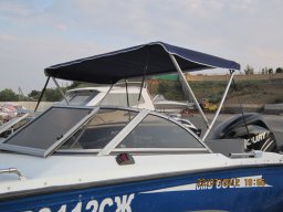 Ходовой тент на катер UMS-600